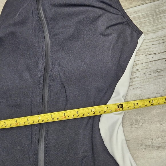 TA3 Sleeveless Surfy One Piece Swimsuit Size XL Short Black/White - Picture 5 of 15